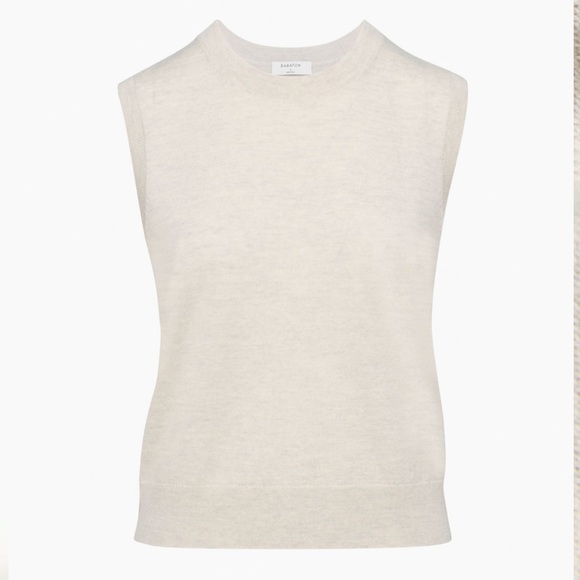 Babaton Sweaters - Aritzia Babaton Orta Sweater Vest 100% merino wool size XS